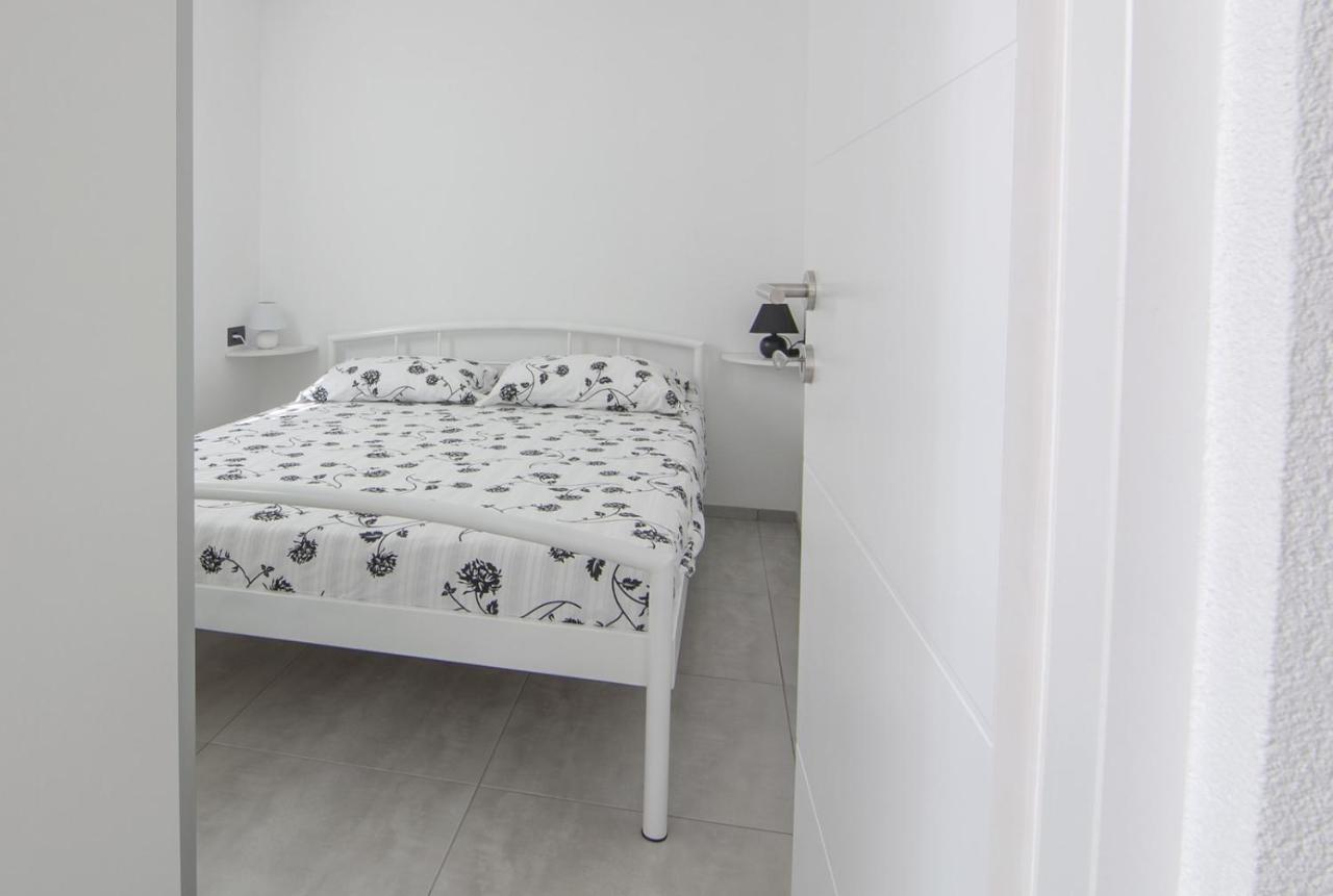 New Family 2 Bedroom Apartment Vodnjan Kültér fotó