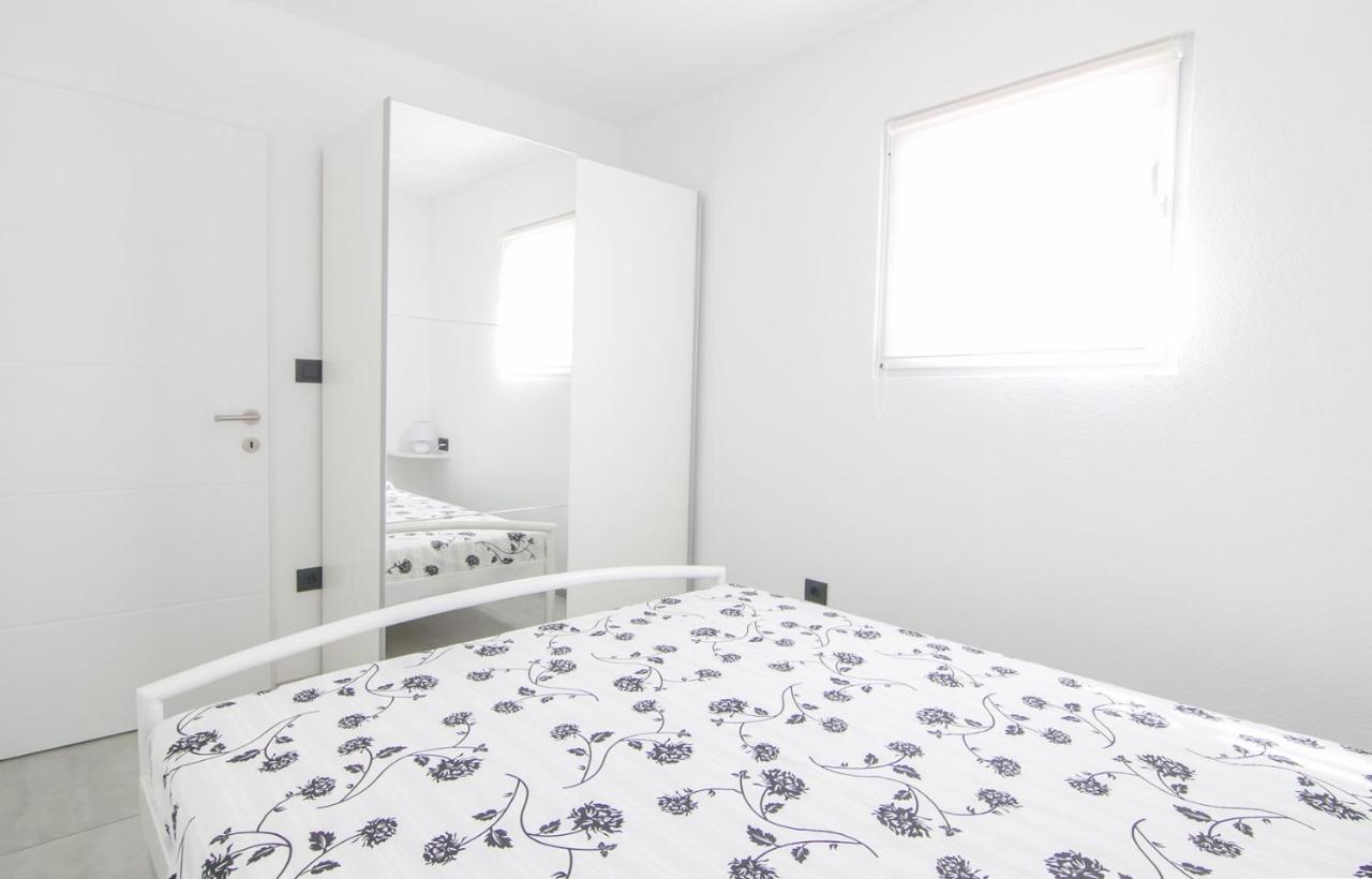 New Family 2 Bedroom Apartment Vodnjan Kültér fotó